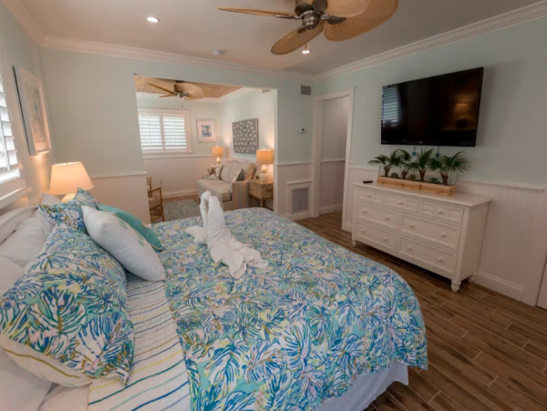 Anna Maria Five Bedroom Beach Home - Private Pool